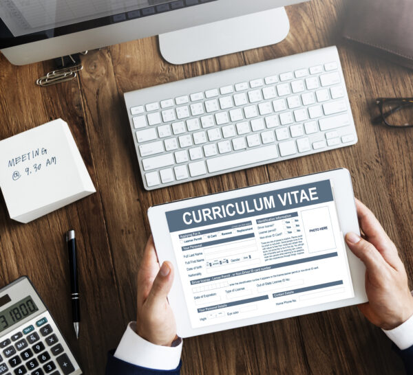 طريقة إنشاء سيرة ذاتية بنظام ATS مجانًا للقبول في الوظائف بسهولة 2025 5 نصائح مهمة لتجاوز فلترة نظام ATS - طريقة إنشاء سيرة ذاتية بنظام ATS مجانًا للقبول في الوظائف بسهولة 2025 4